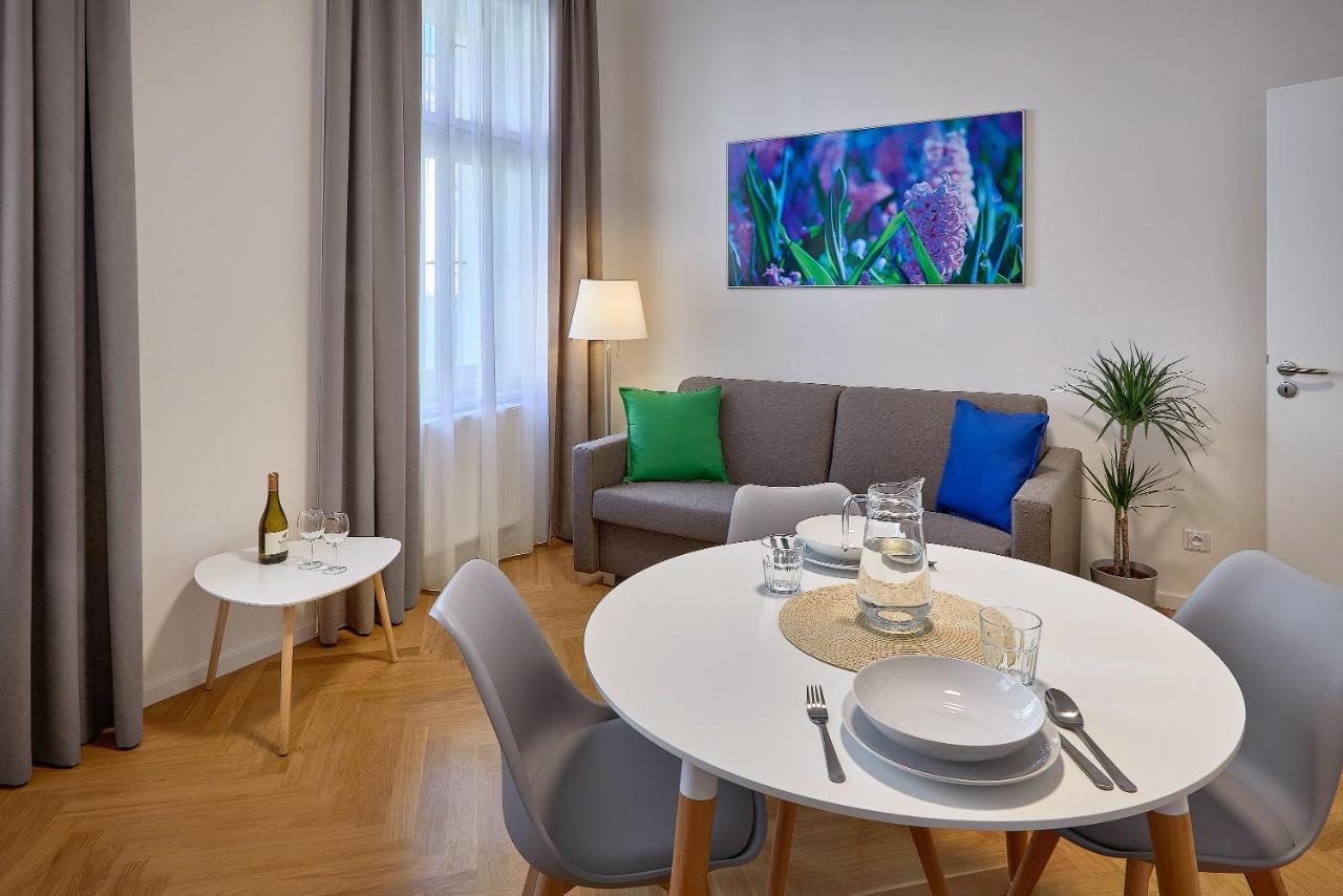 Downtown Suites Rubesova Praha Eksteriør bilde