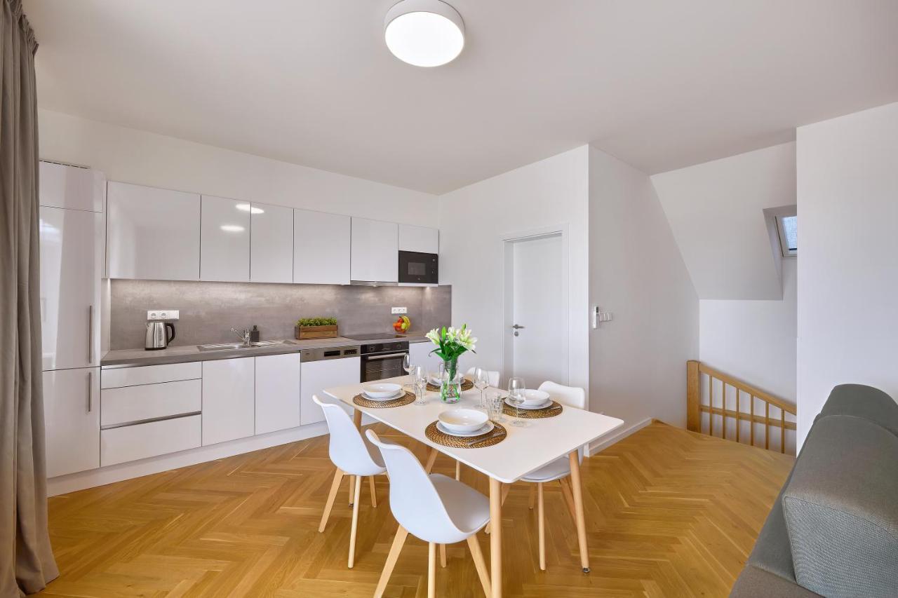 Downtown Suites Rubesova Praha Eksteriør bilde