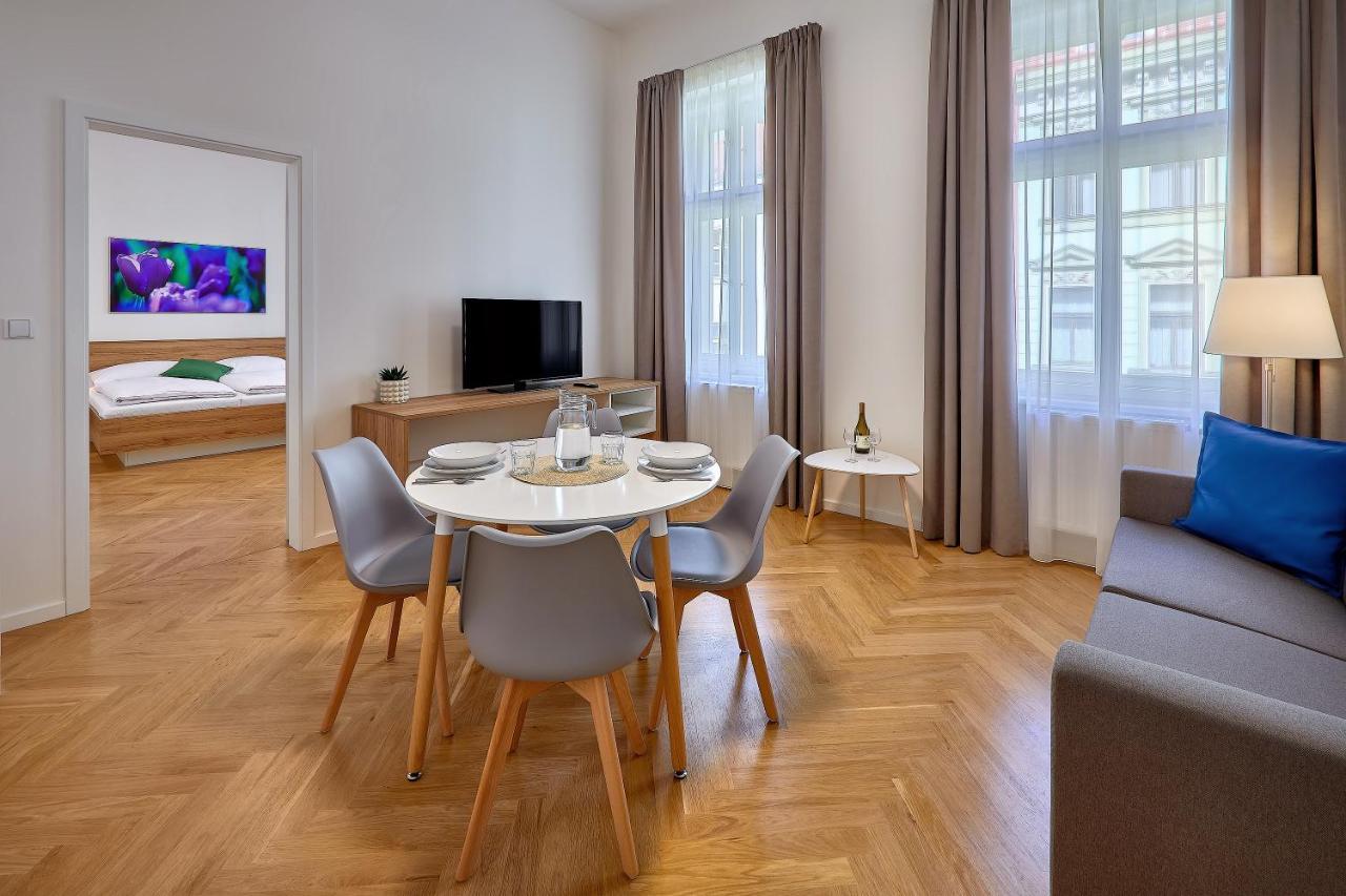 Downtown Suites Rubesova Praha Eksteriør bilde