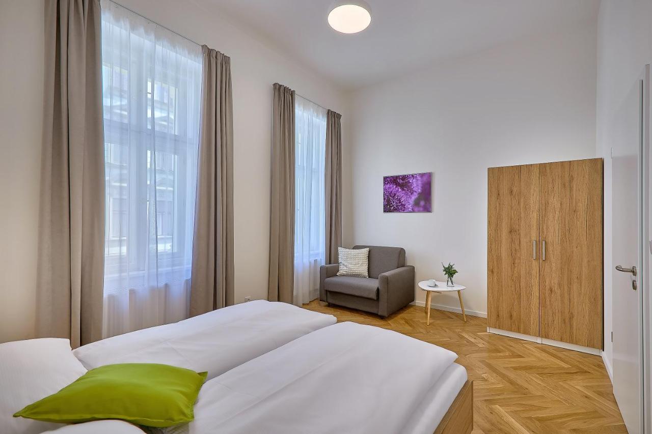 Downtown Suites Rubesova Praha Eksteriør bilde
