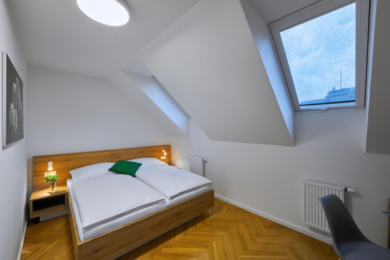 Downtown Suites Rubesova Praha Eksteriør bilde