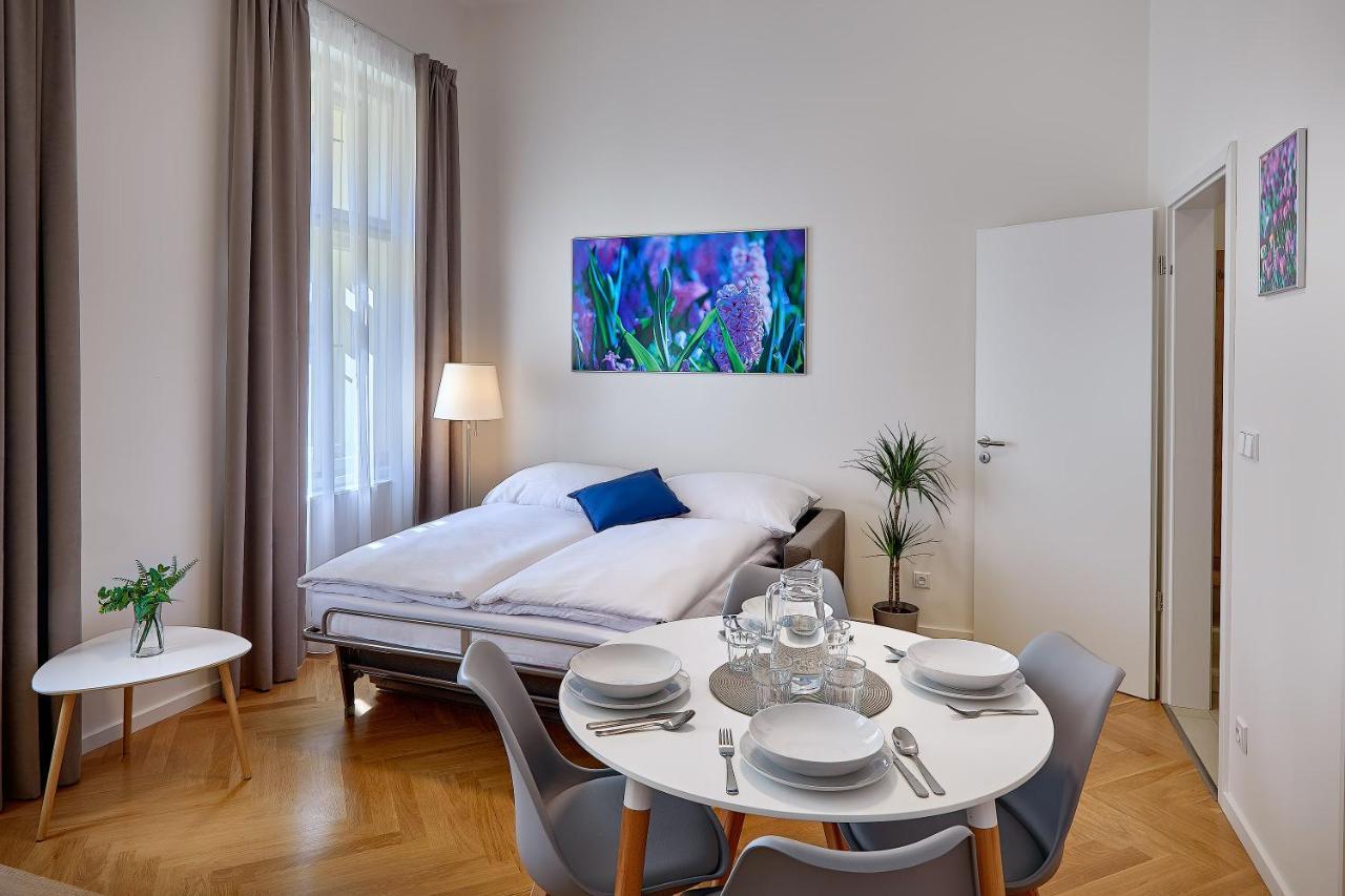 Downtown Suites Rubesova Praha Eksteriør bilde