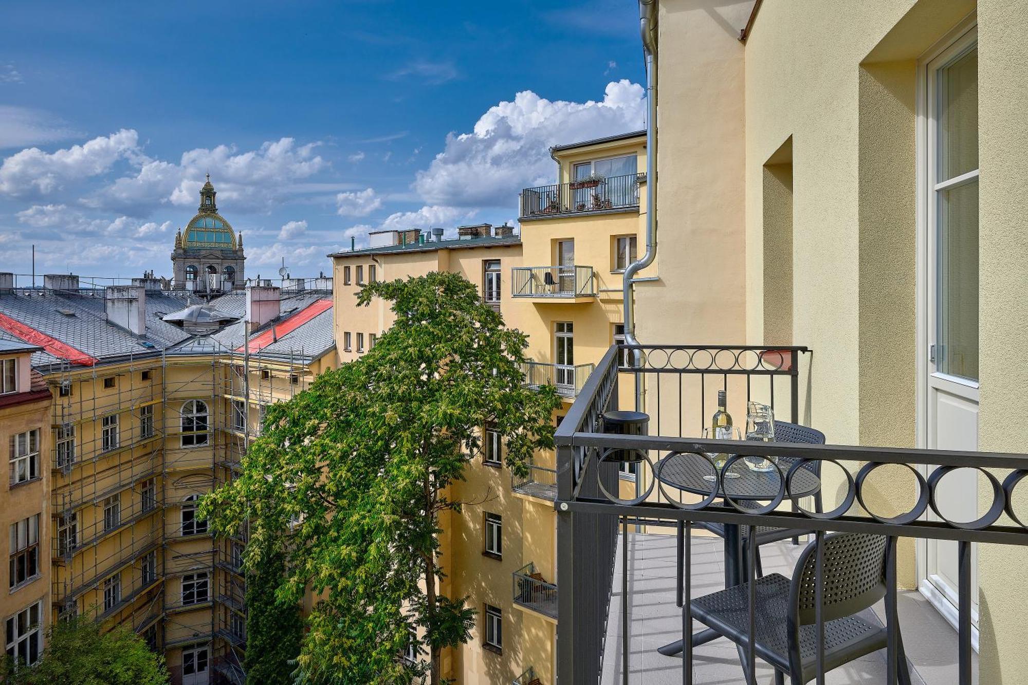 Downtown Suites Rubesova Praha Eksteriør bilde
